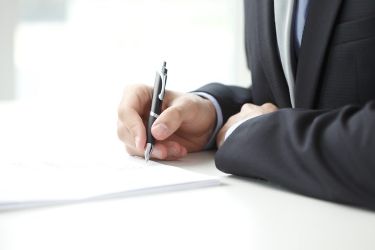 Die Vollmacht des WEG-Verwalters Eine Vollmacht sollte schriftlich nachweisbar sein