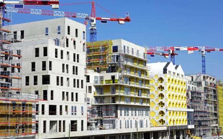 „Wohnungsbau-Jahr 2016“ – Kurswechsel der Politik dringend nötig 400.000 Wohnungen müssen pro Jahr entstehen, um die Lage zu entschärfen. - Bild: © Gamut, Fotolia.de