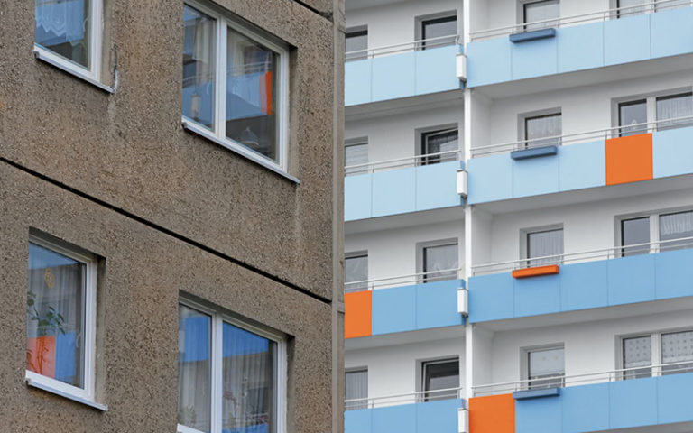 „Pragmatismus ist entscheidend“ – Bestes aus Bauen und Betreuen Aus grauen Betonflächen neues Buntes werden lassen.