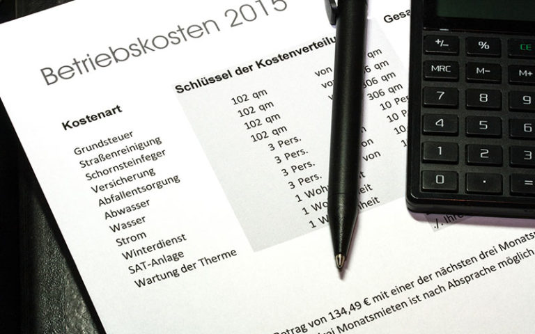 Die Betriebskosten sind zwischen Mieter und Vermieter ein häufiges Streitthema.