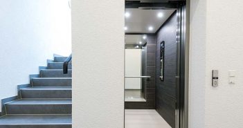 Endlich barrierefrei: Mehr Raum in neuer Aufzuganlage