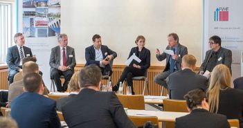 Bezahlbarer Wohnungsbau – Wie schaffen wir das? Podiumsdiskussion des FVHF auf der BAU 2017