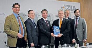 Immobilienwirtschaft steht stabil und kritisiert kräftig