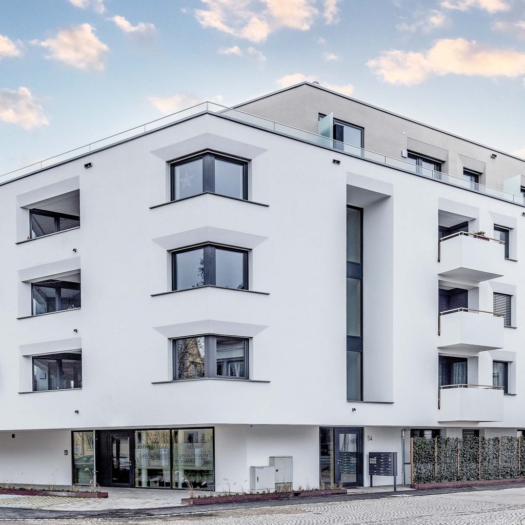 Wenn der Jalousiekasten gleich mit Engadiner Laibung geliefert wird