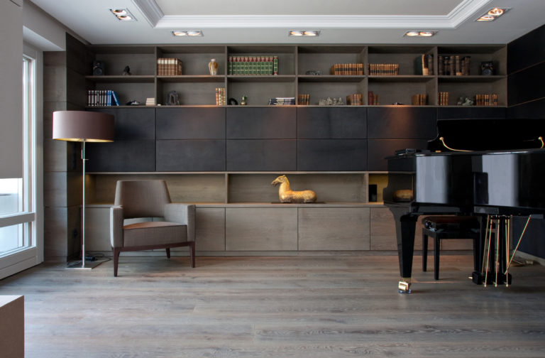 Neue Böden und Wandpaneele vom Tegernsee