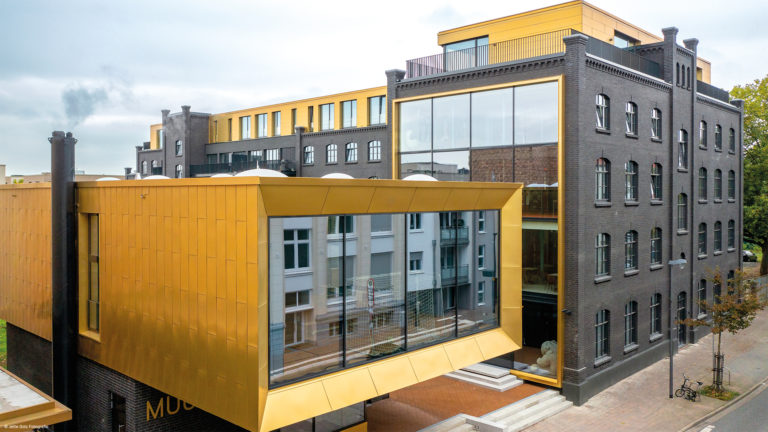 Neue Richtlinien und neue Produkte: Remmers lädt zur Online-Konferenz „Energetische Sanierung“ ein