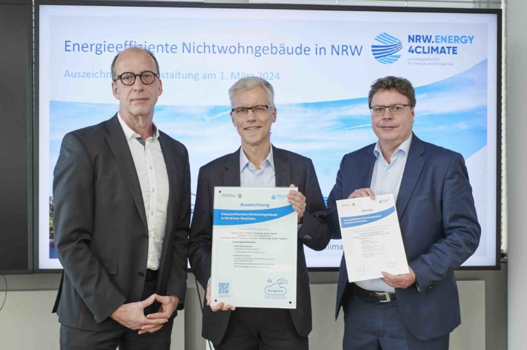 BRÜGGEMANN Bürogebäude erhält Auszeichnung „Energieeffizientes Nichtwohngebäude in NRW“