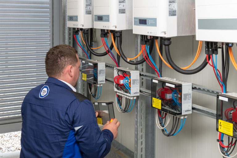 TÜV SÜD unterstützt Betreiber von PV-Anlagen bei Nachweisen für Sachversicherer